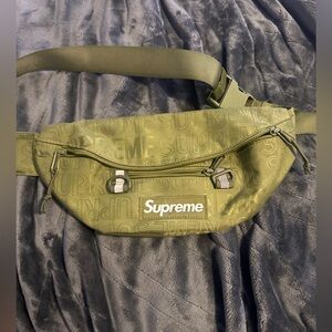 Supreme cross body bag